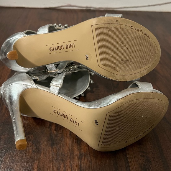 Gianni Bini Heels - Picture 5 of 8